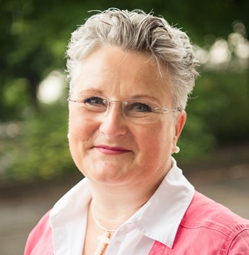  Catherine Kisker- Aner